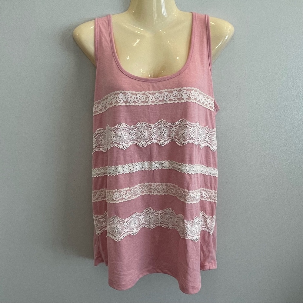 Maurices Pink and White Lace Tank Top Women’s Large New With Tag